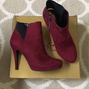 Ankle booties